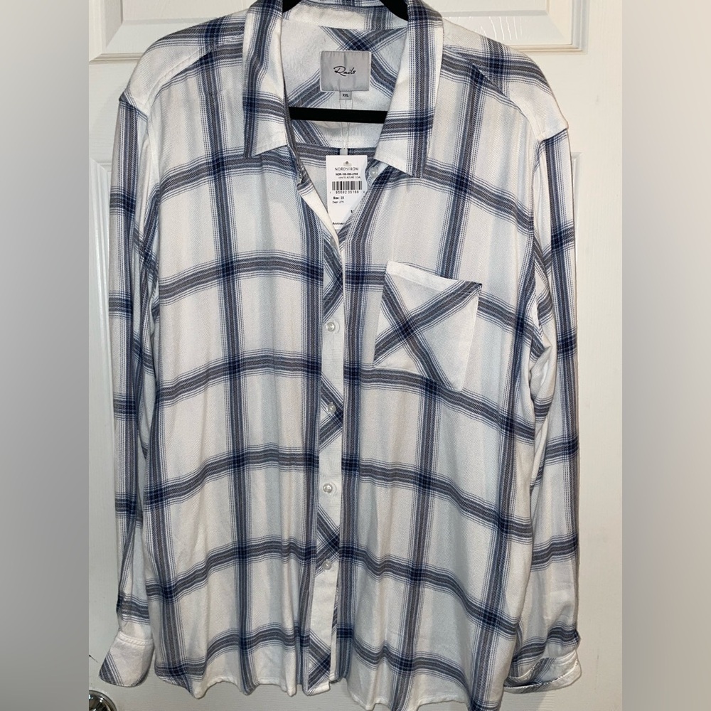 NEW Rails Hunter Button-Up Shirt. White Navy plaid shirt. Women’s size XX-L.